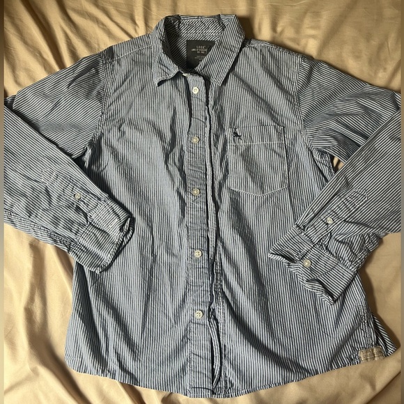 Boys Button-Up Dress Shirt - Picture 1 of 3
